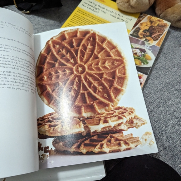 - Martha Stewart's Cookies . Cookbook. - Picture 8 of 13